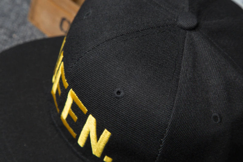 KING Snapback Cap Schwarz/Gold | Kappe | Gold
