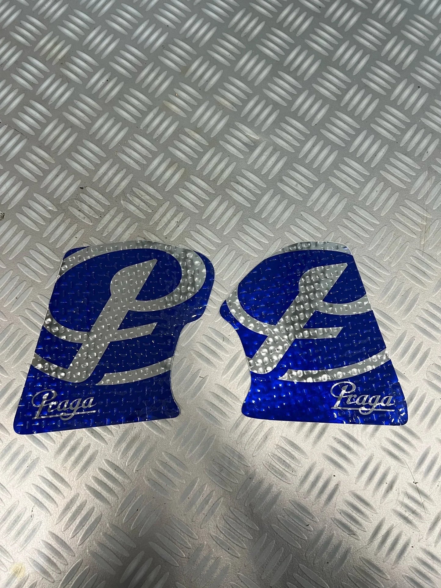 Praga Mini Tank Stickerset - KartKings