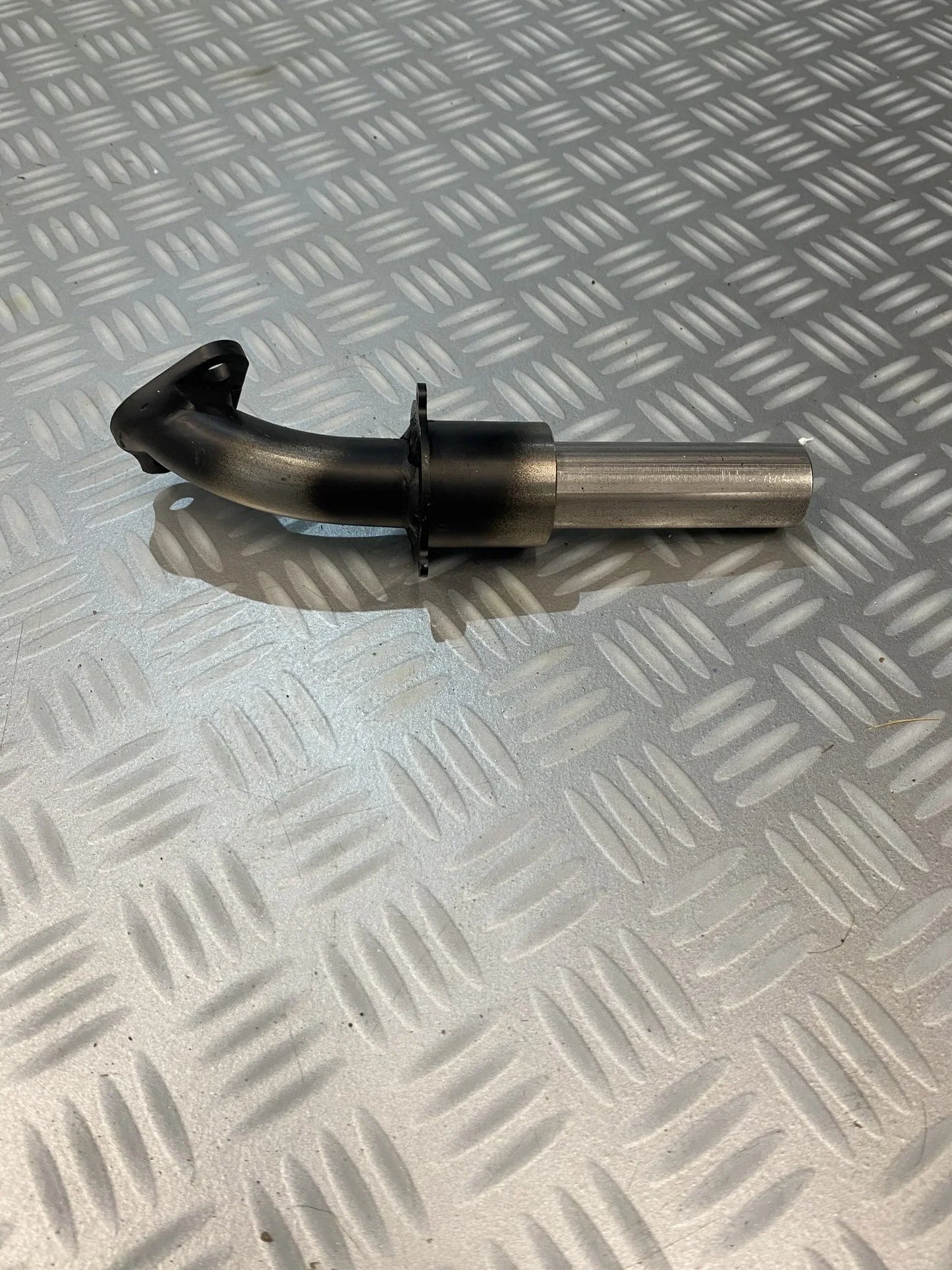 Uitlaat spruitstuk gx160/200 28mm (flex 44/40mm) - KartKings