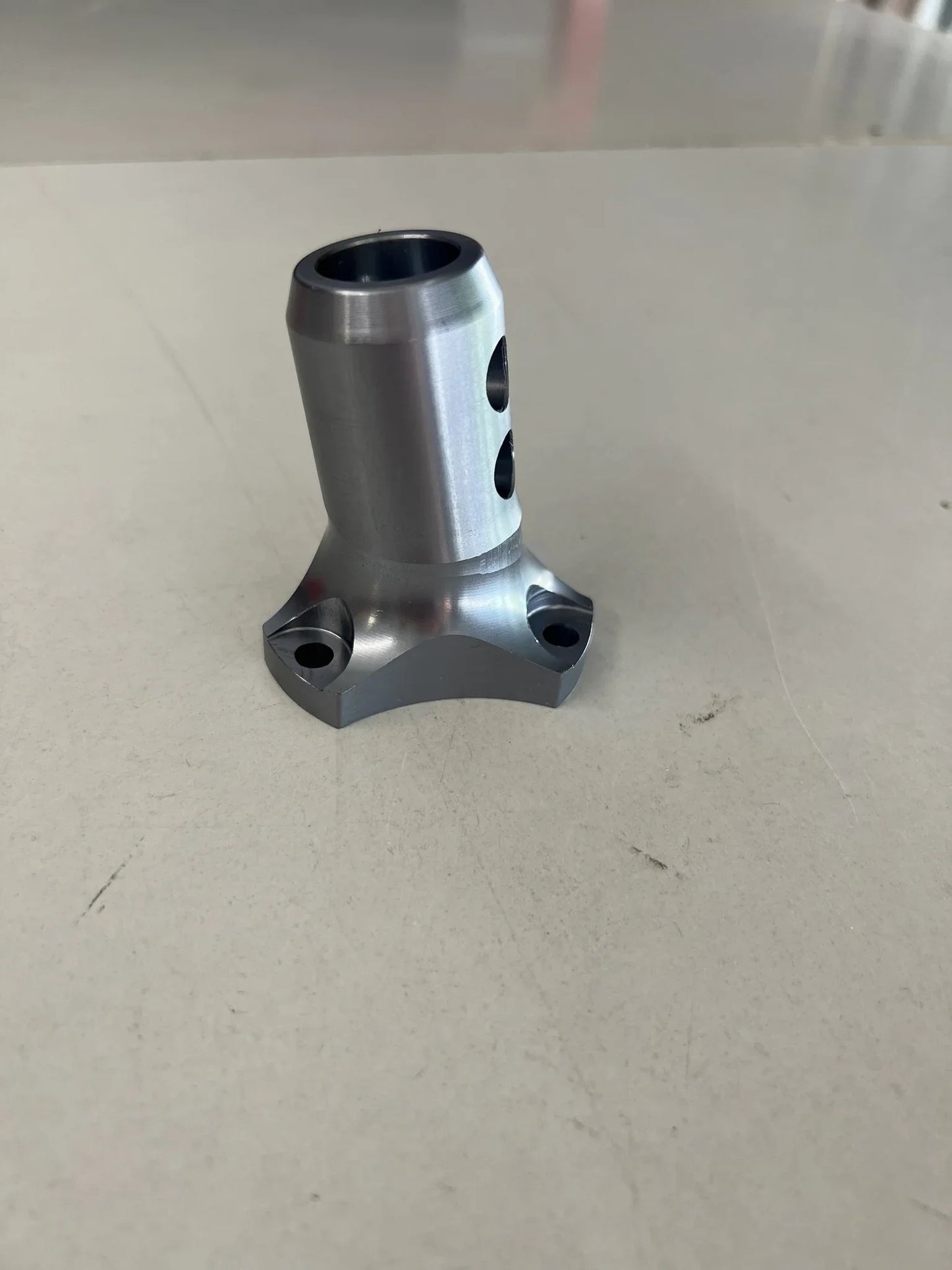 Croc promotion stuur support in hoek - KartKings