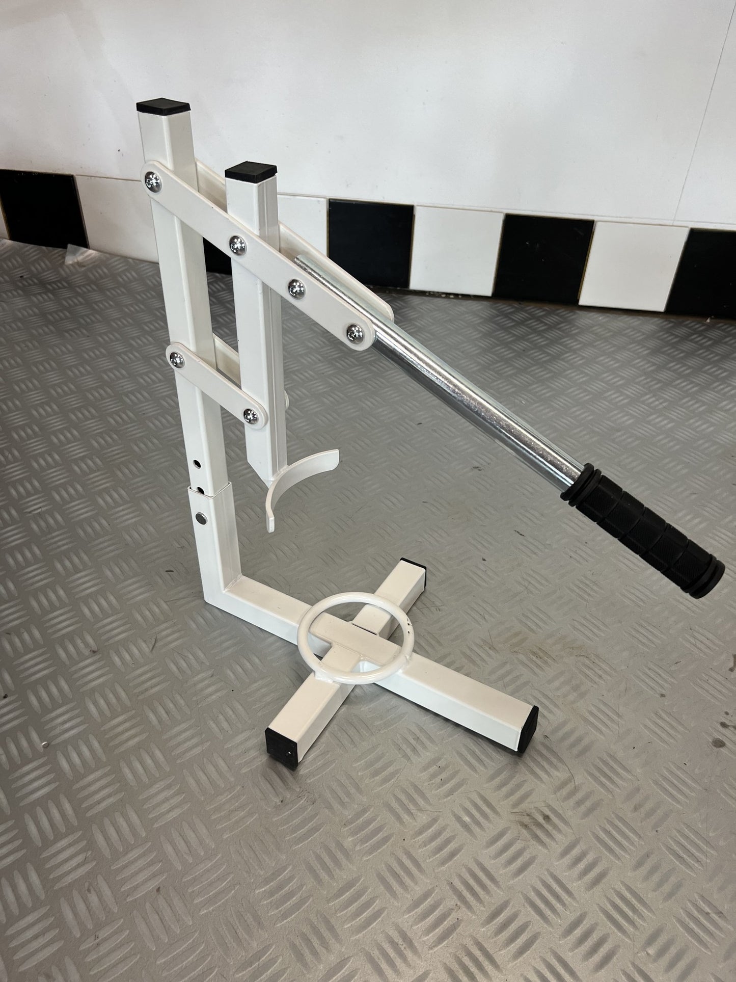 Folding Tire Press