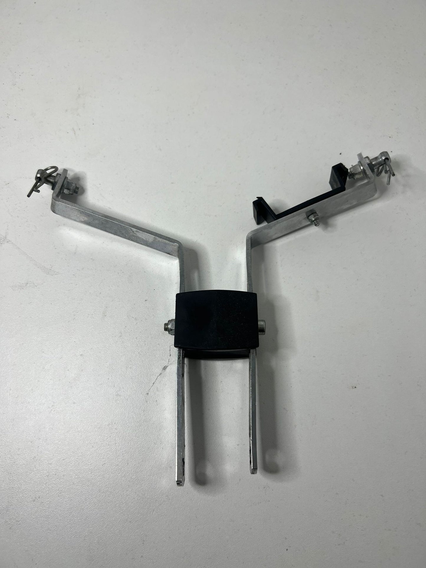 Used KG Upper support fore shield MK20