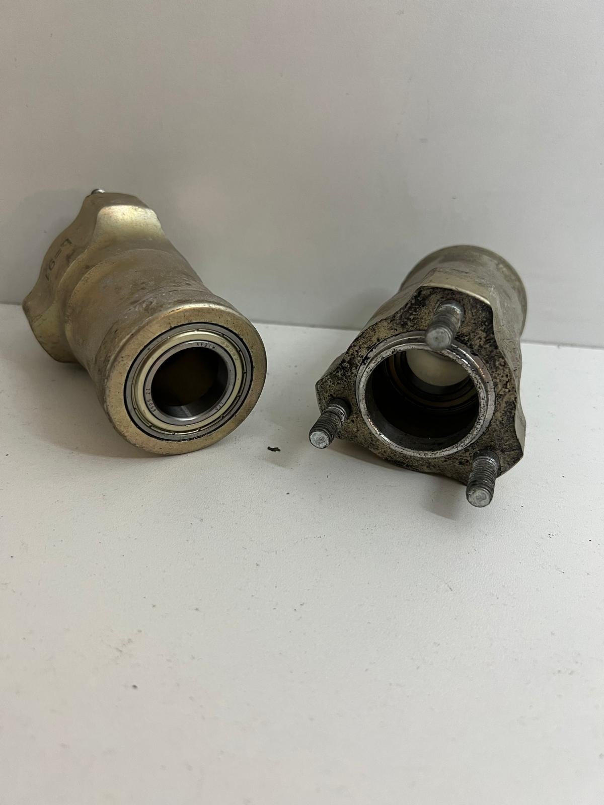 Used Top Kart magnesium front wheel hub set 25 x 91 MM