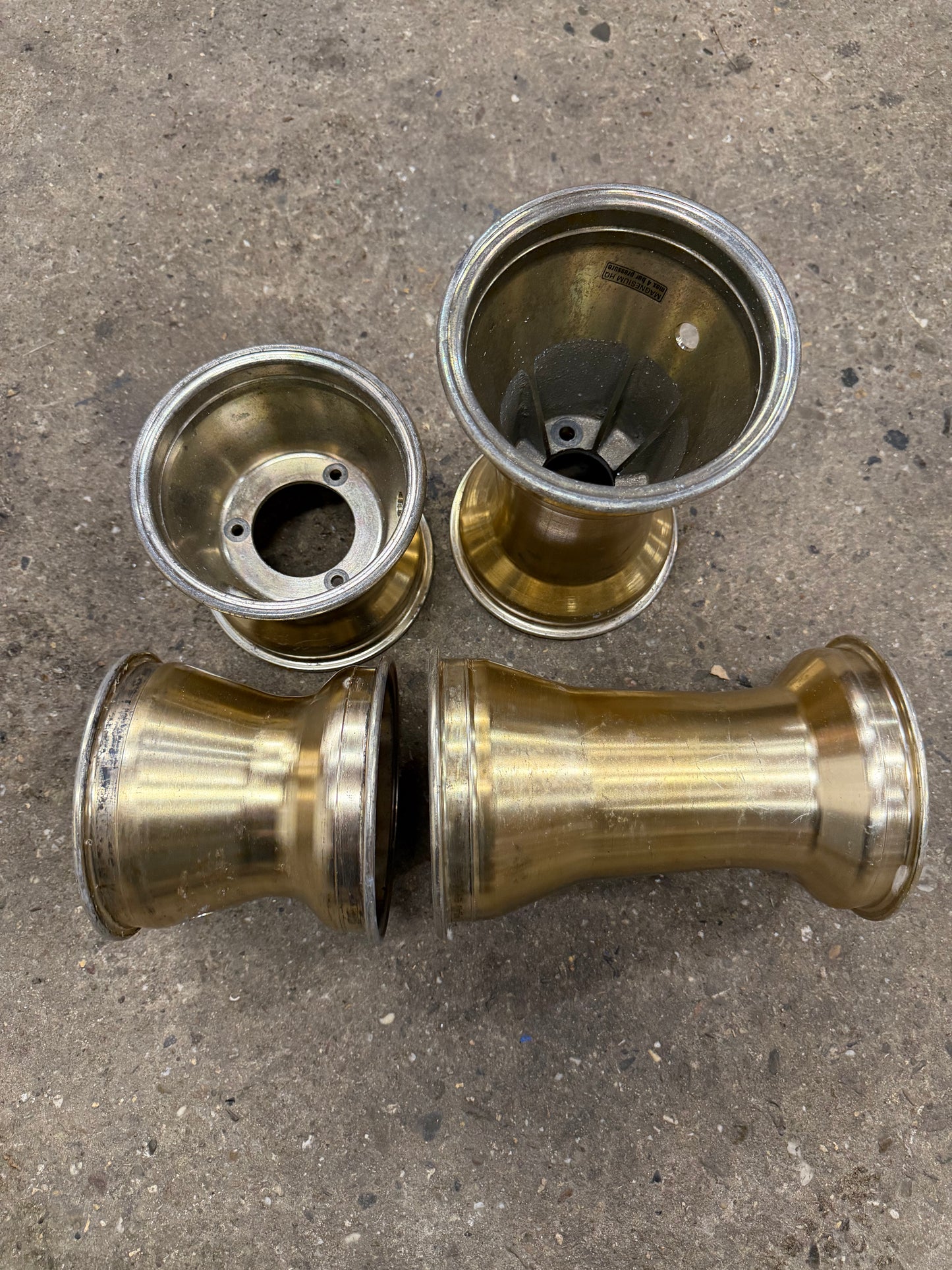 Gebrauchte Goldfelgen 130/212 mm