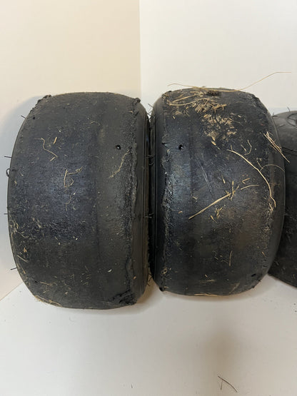 Gebrauchte MG SH Slick-Reifen mit neuen Magnesiumfelgen 130-212MM